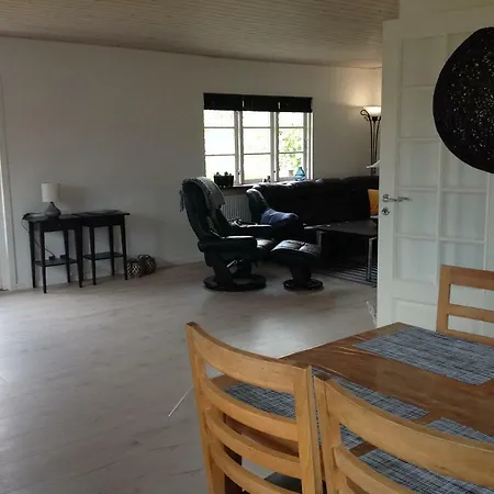 Ferienhaus Ny Istandsat Traehus I Givskud Give