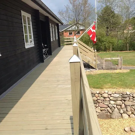 Ferienhaus Ny Istandsat Traehus I Givskud Give